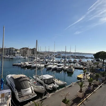 Cap Hermes 200 Avec Piscine Et Vue Port Апартаменты *