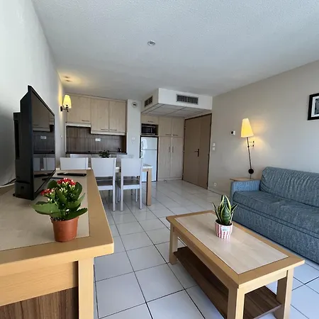 Cap Hermes 200 Avec Piscine Et Vue Port Fréjus