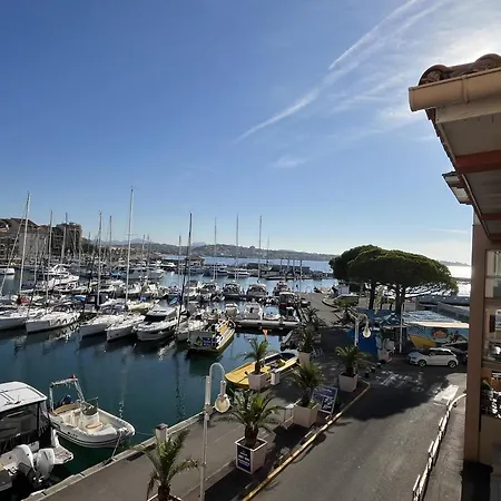 Cap Hermes 200 Avec Piscine Et Vue Port Appartement Fréjus
