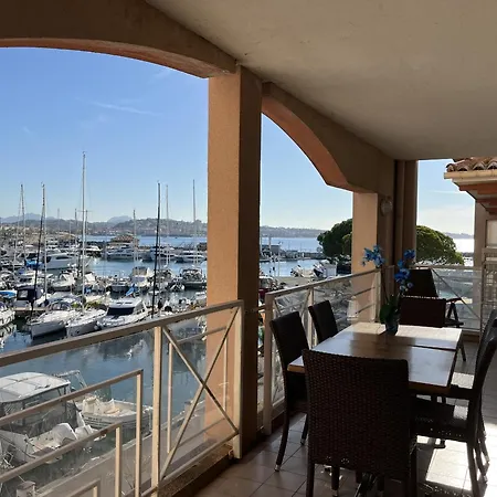 Appartement Cap Hermes 200 Avec Piscine Et Vue Port