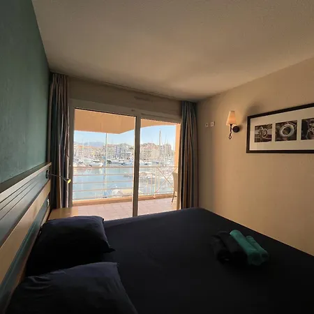 Cap Hermes 200 Avec Piscine Et Vue Port